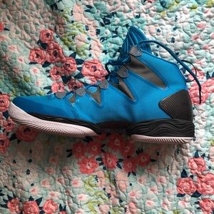 Men’s Jordan Flight Plate Sneakers